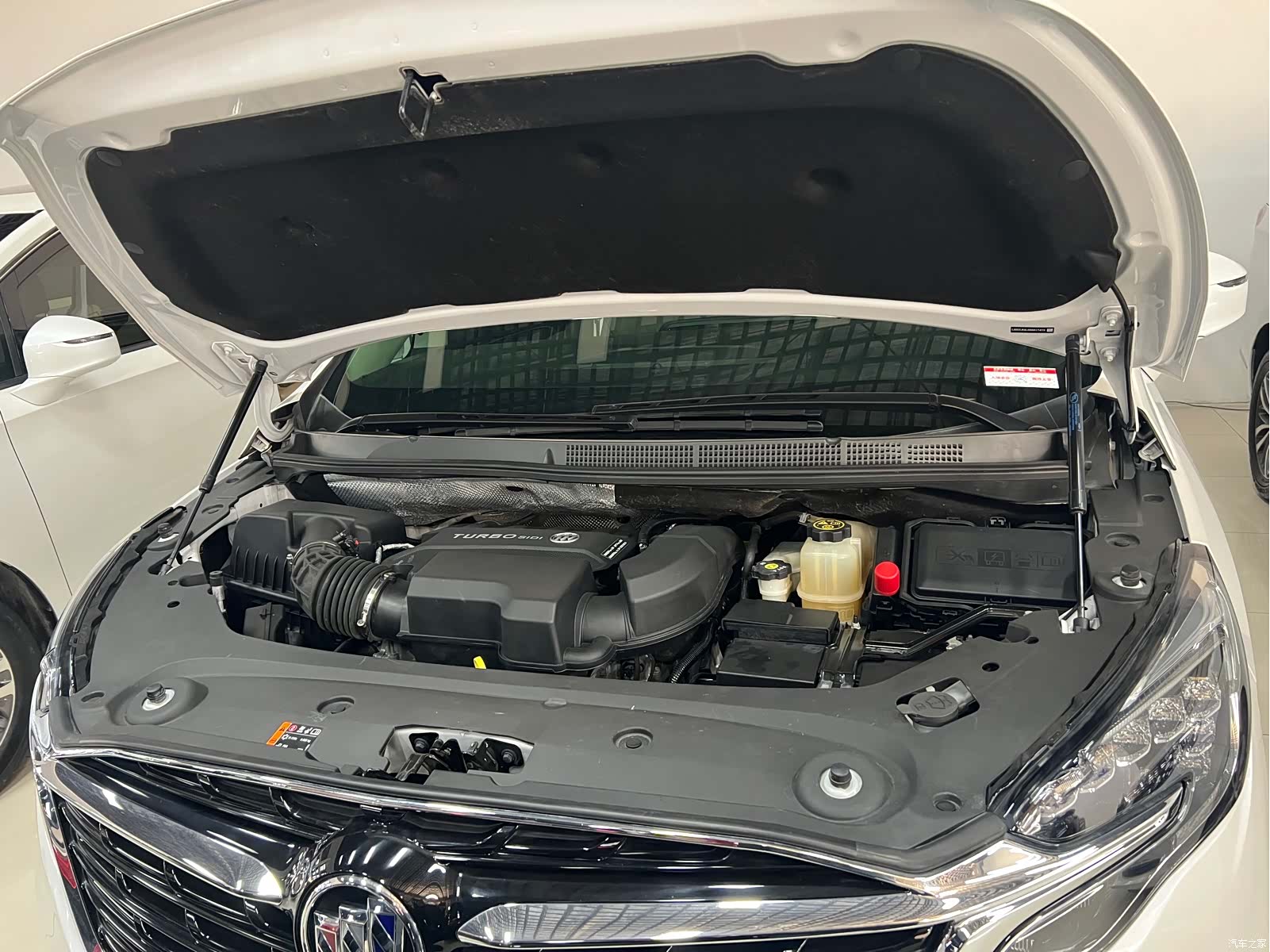 Buick GL8, 2022 13