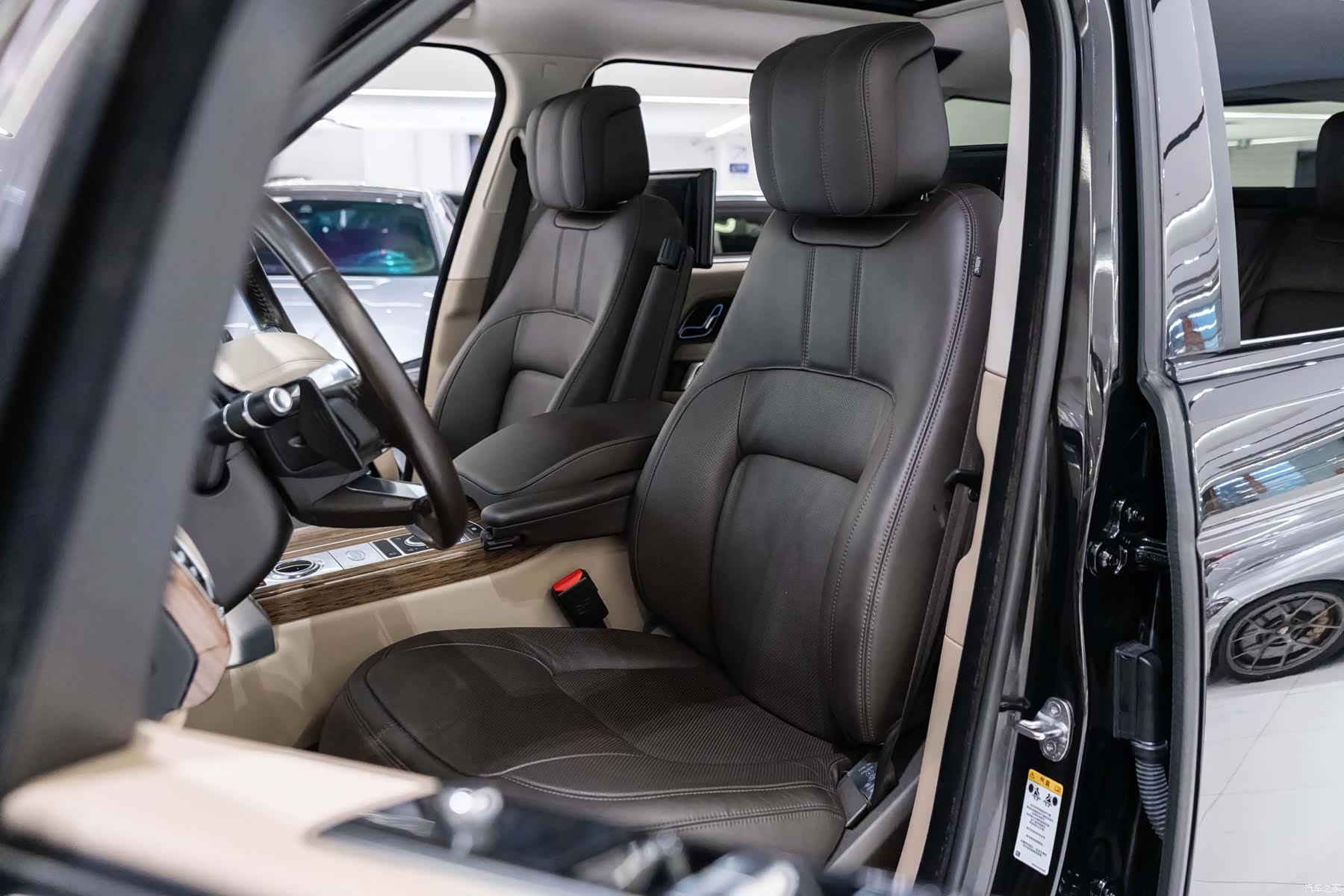 Land Rover Range Rover, 2019 13