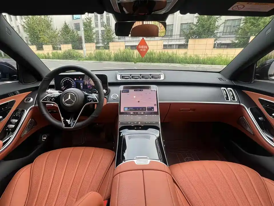 Mercedes-Benz S-class Mercedes-Benz S-class