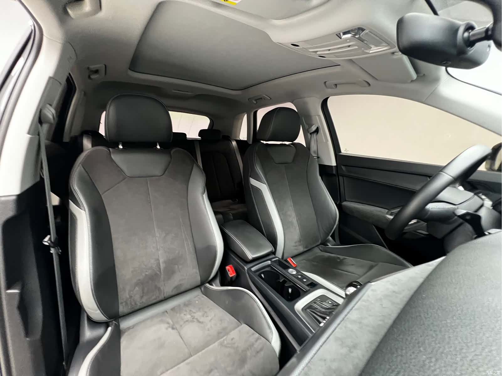Audi Q3, 2021 13