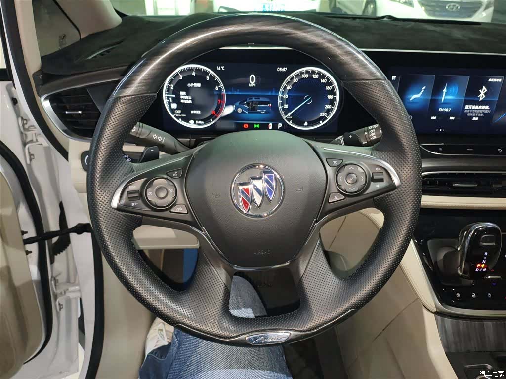 Buick GL8, 2022 11