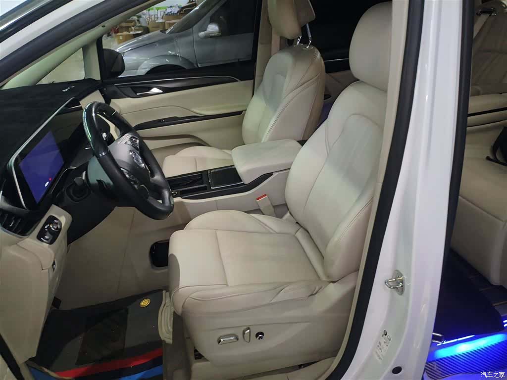 Buick GL8, 2022 15