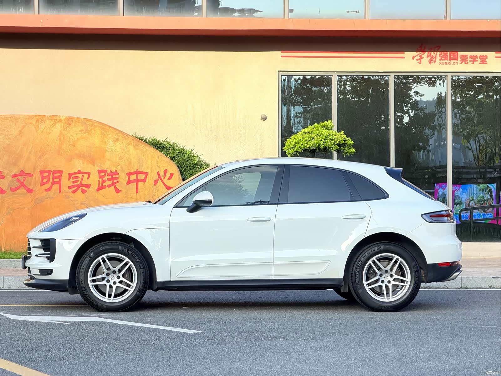Porsche Macan, 2018 3