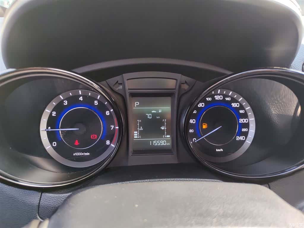 Changan CS15, 2017 8