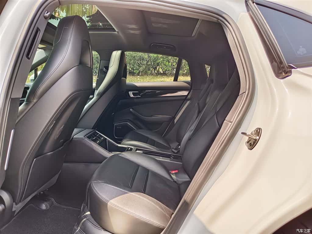 Porsche Panamera, 2019 9