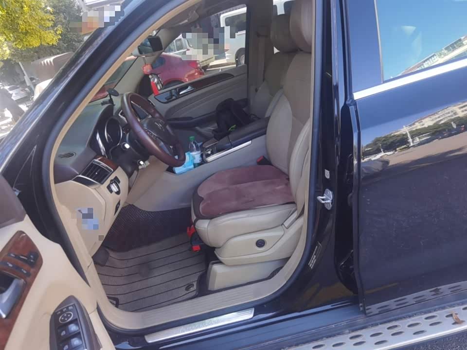 Mercedes-Benz M class