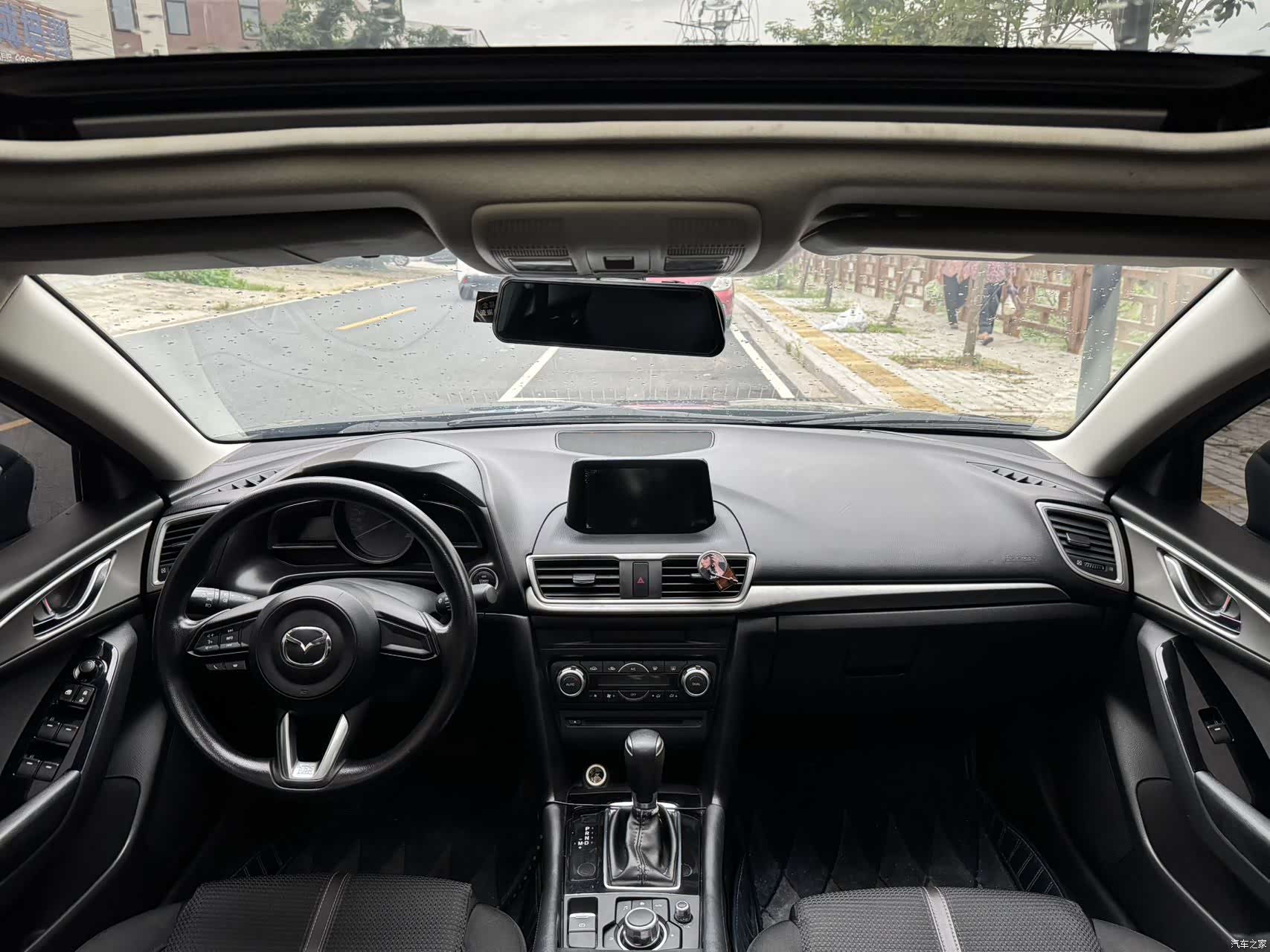 Mazda Mazda3, 2018 8