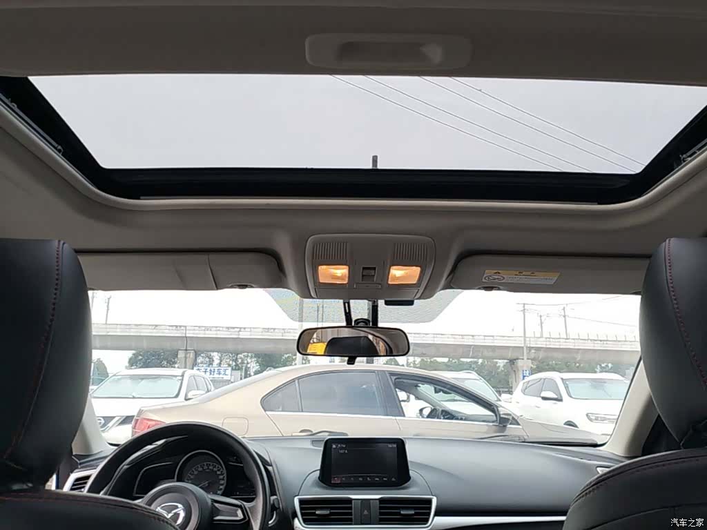 Mazda Mazda3, 2020 18
