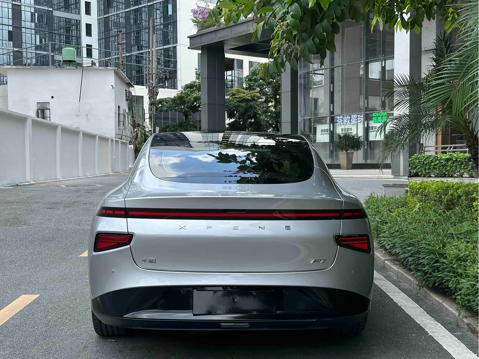 Xpeng P7, 2021 6