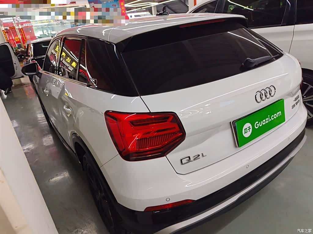 Audi Q2L, 2019 все фото