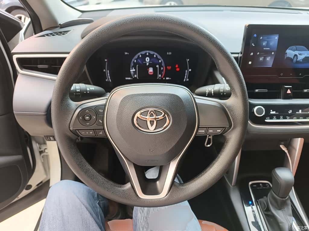 Toyota Frontlander, 2024 11