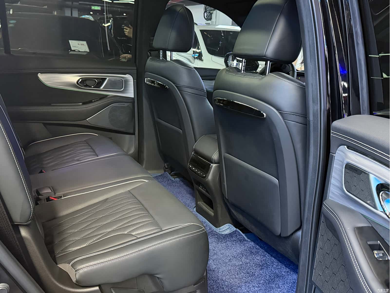 Trumpchi GS8, 2022 13