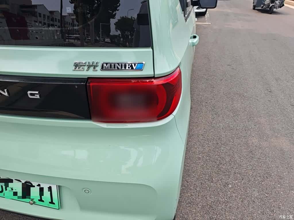 Wuling MINIEV, 2022 8