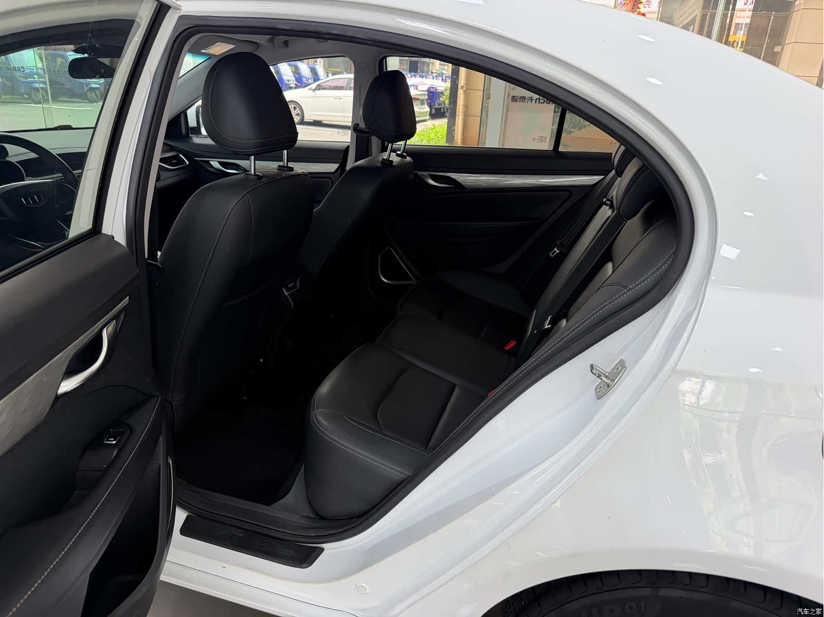 Geely Emgrand, 2019 все фото