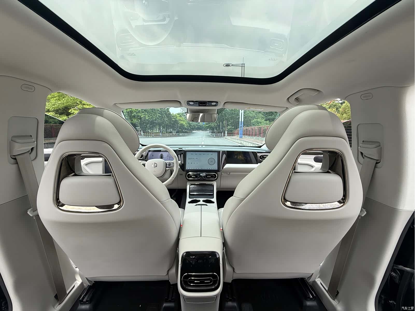 Leapmotor C11, 2023 16