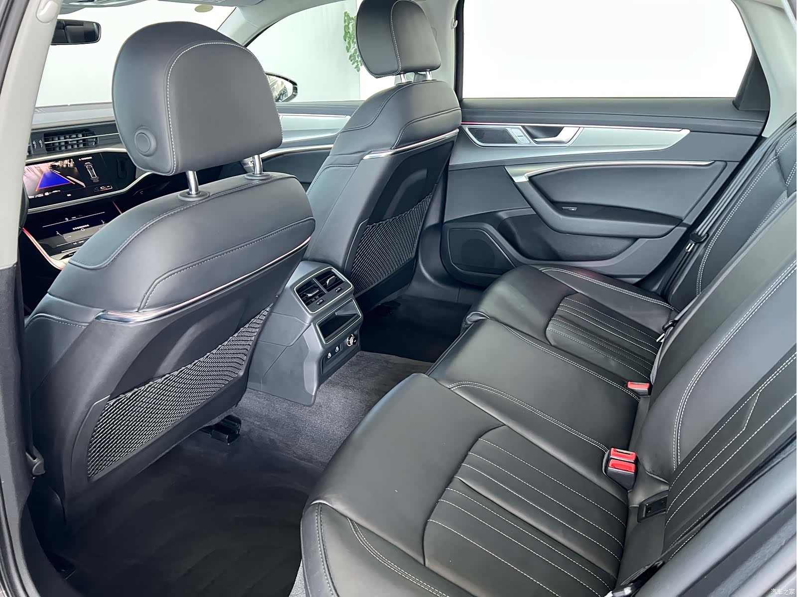 Audi A6L, 2023 8