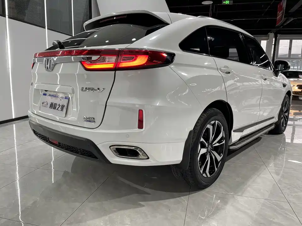 Honda UR-V