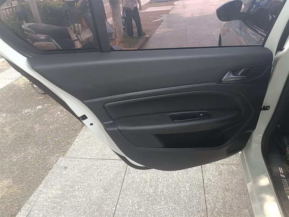 Peugeot 408 Peugeot 408