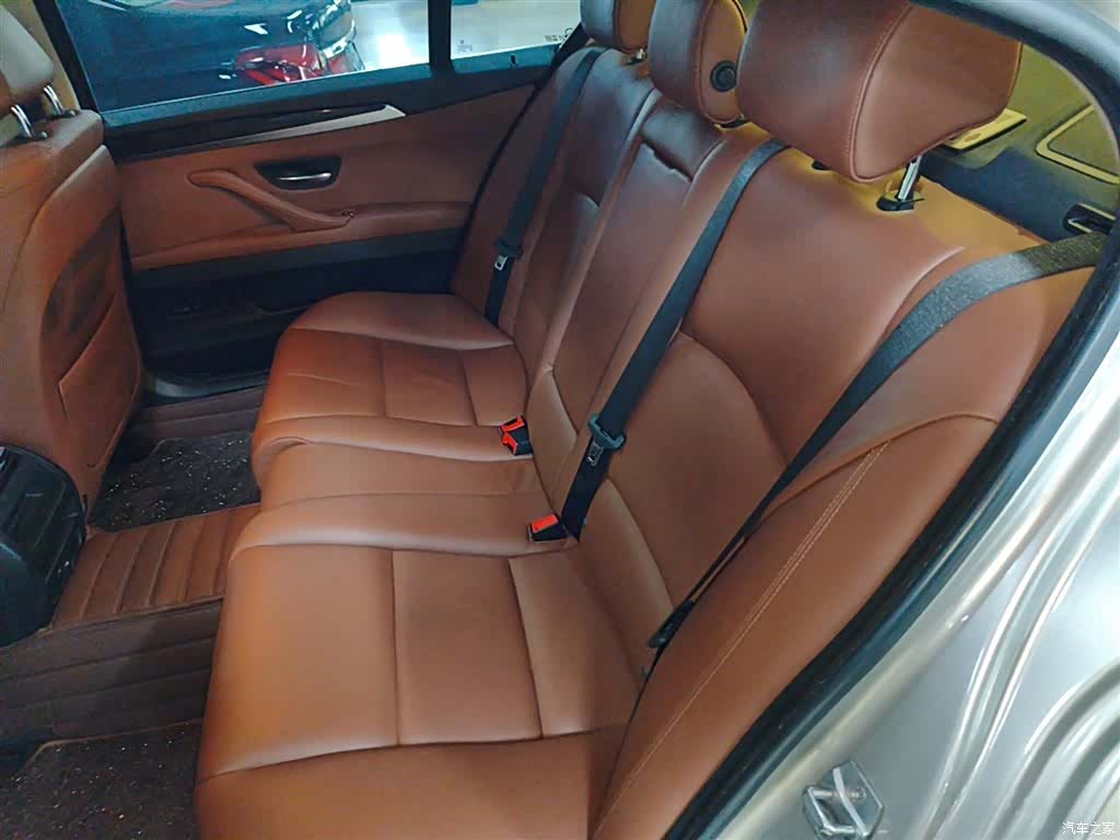 BMW 5 Series, 2015 13