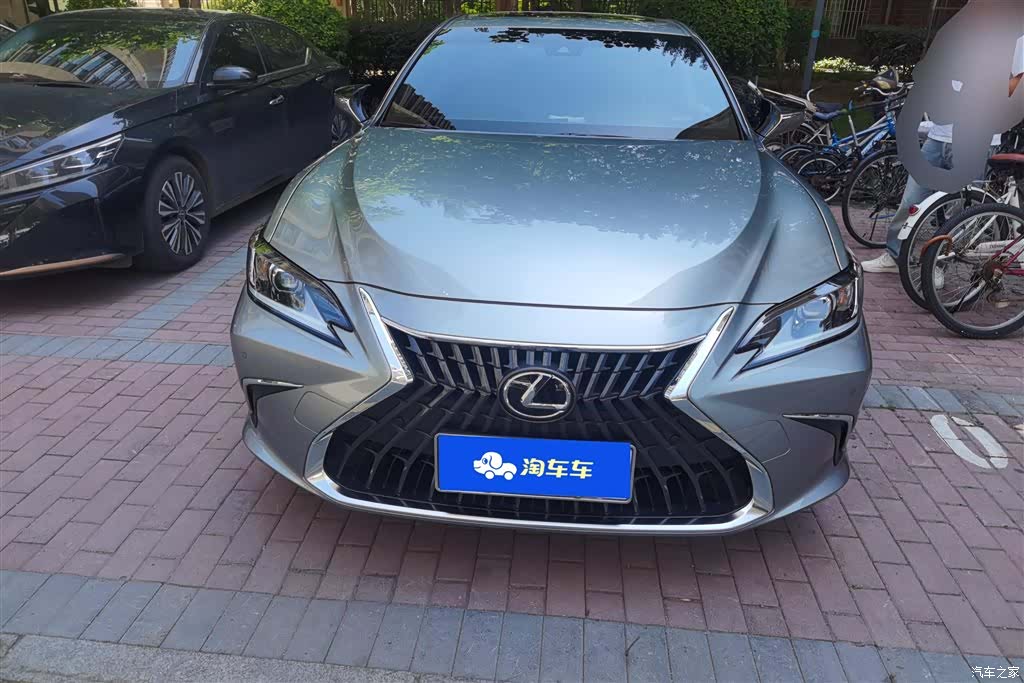 Lexus ES, 2024 2