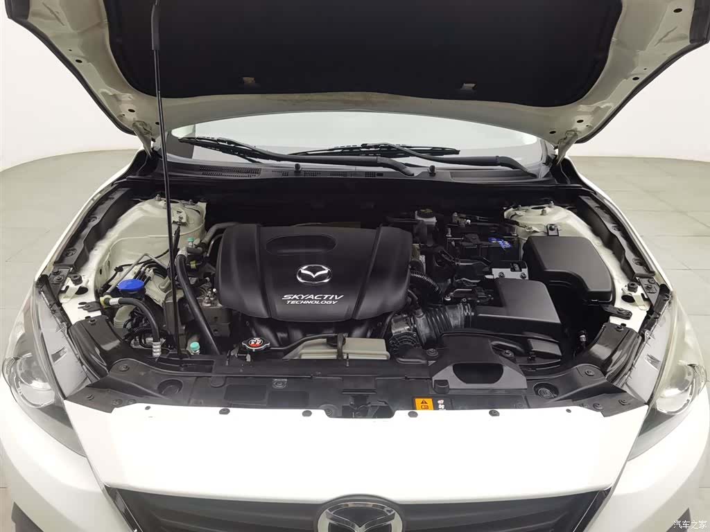 Mazda Mazda3, 2016 6