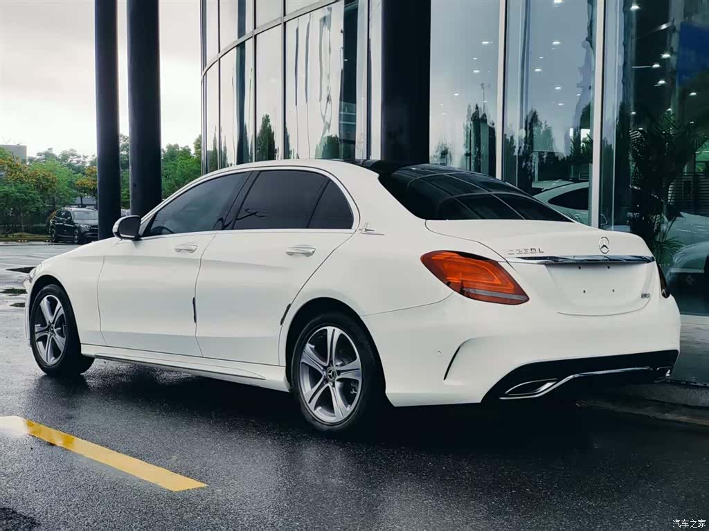 Mercedes-Benz C-Class, 2020 4