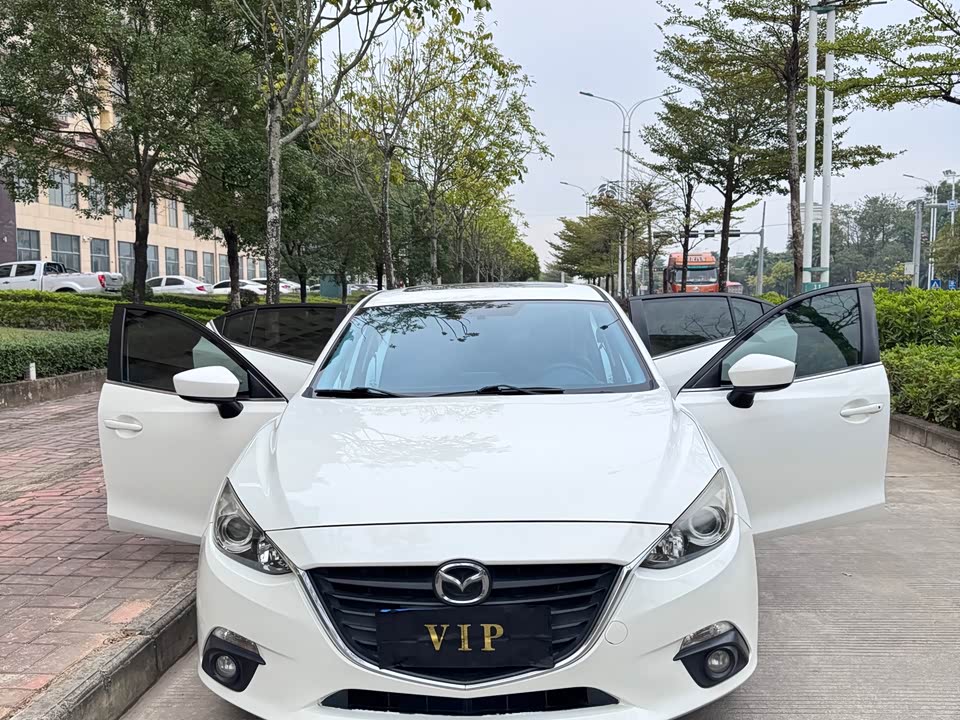 Mazda 3 Angkesaila