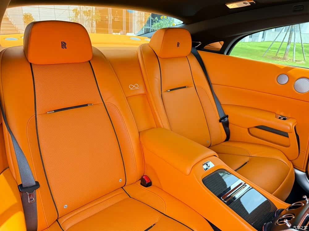 Rolls-Royce Wraith, 2021 19