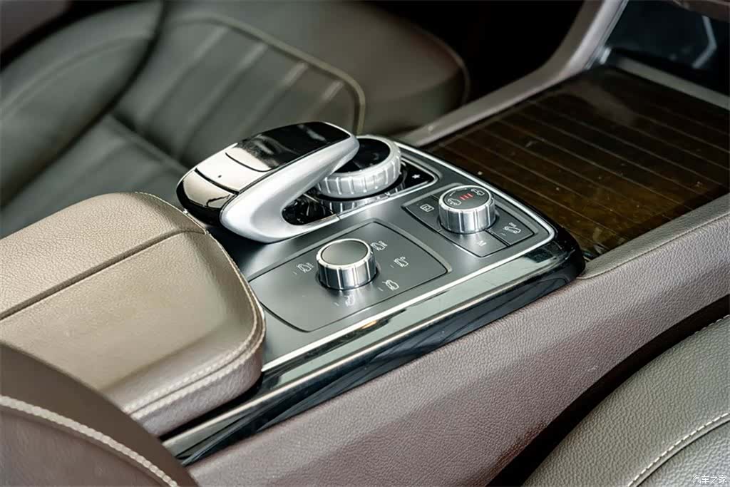 Mercedes-Benz GLS, 2019 20