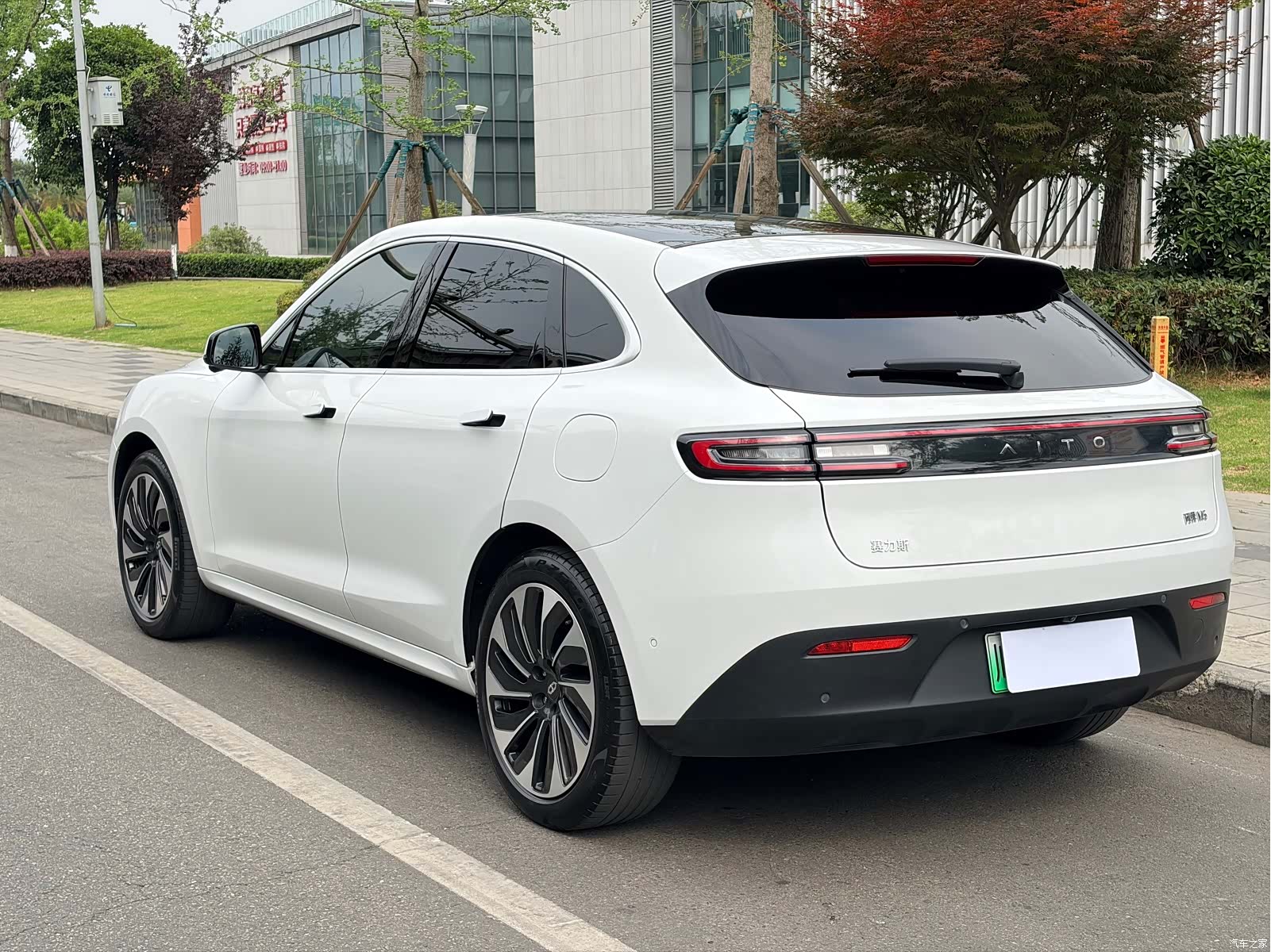 AITO M5, 2022 10