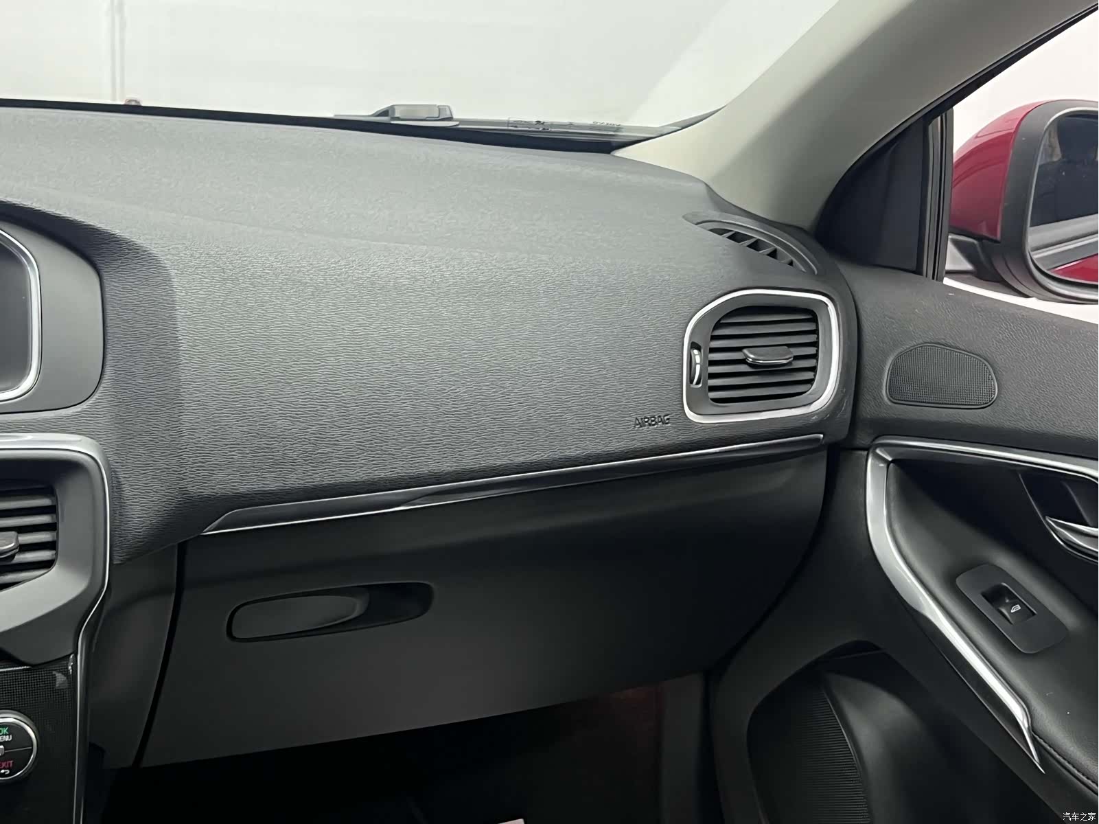 Volvo V40, 2016 22