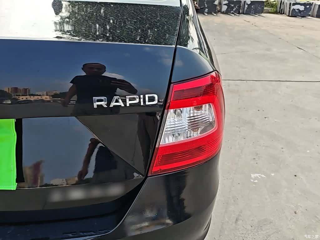 Skoda Rapid, 2016 8