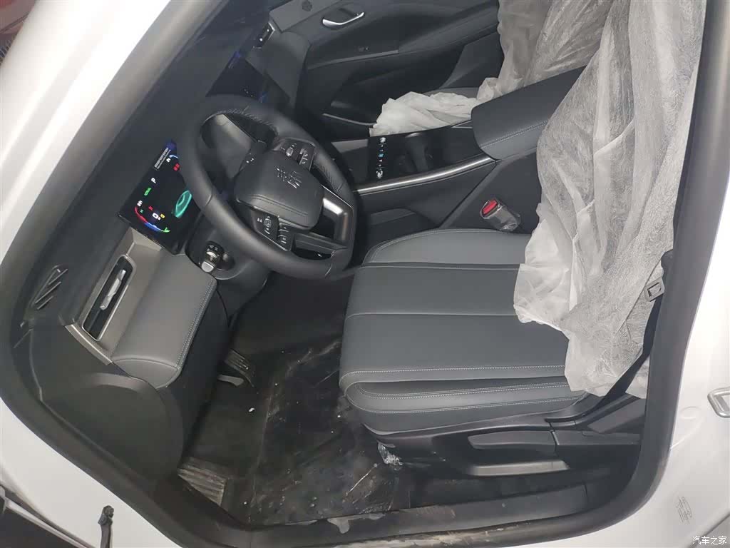 BYD Qin, 2026 11