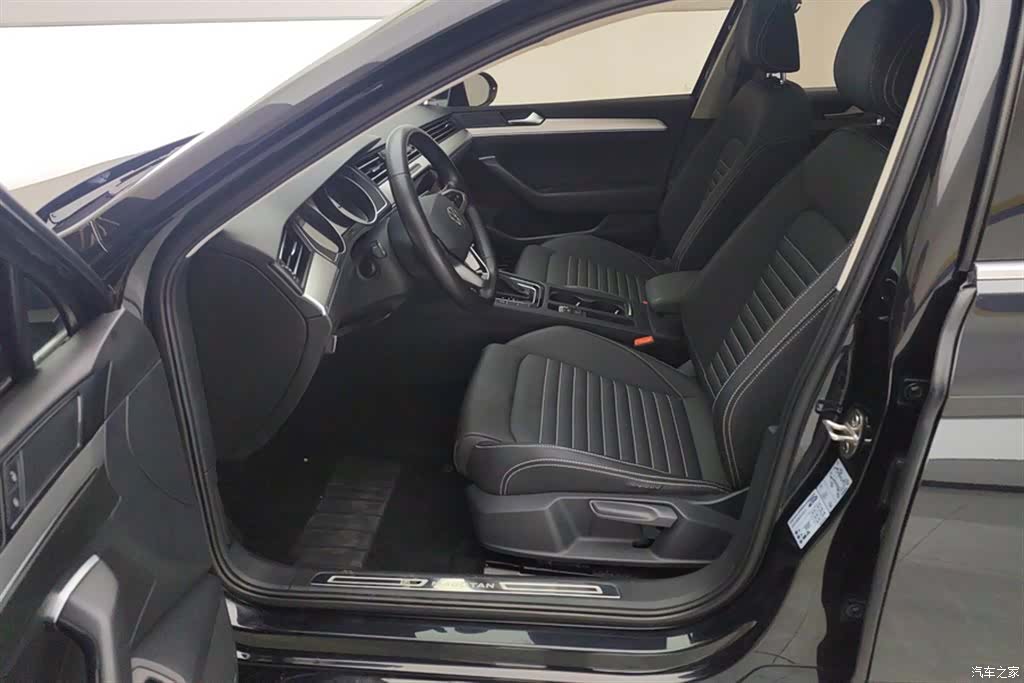 Volkswagen Magotan, 2021 9
