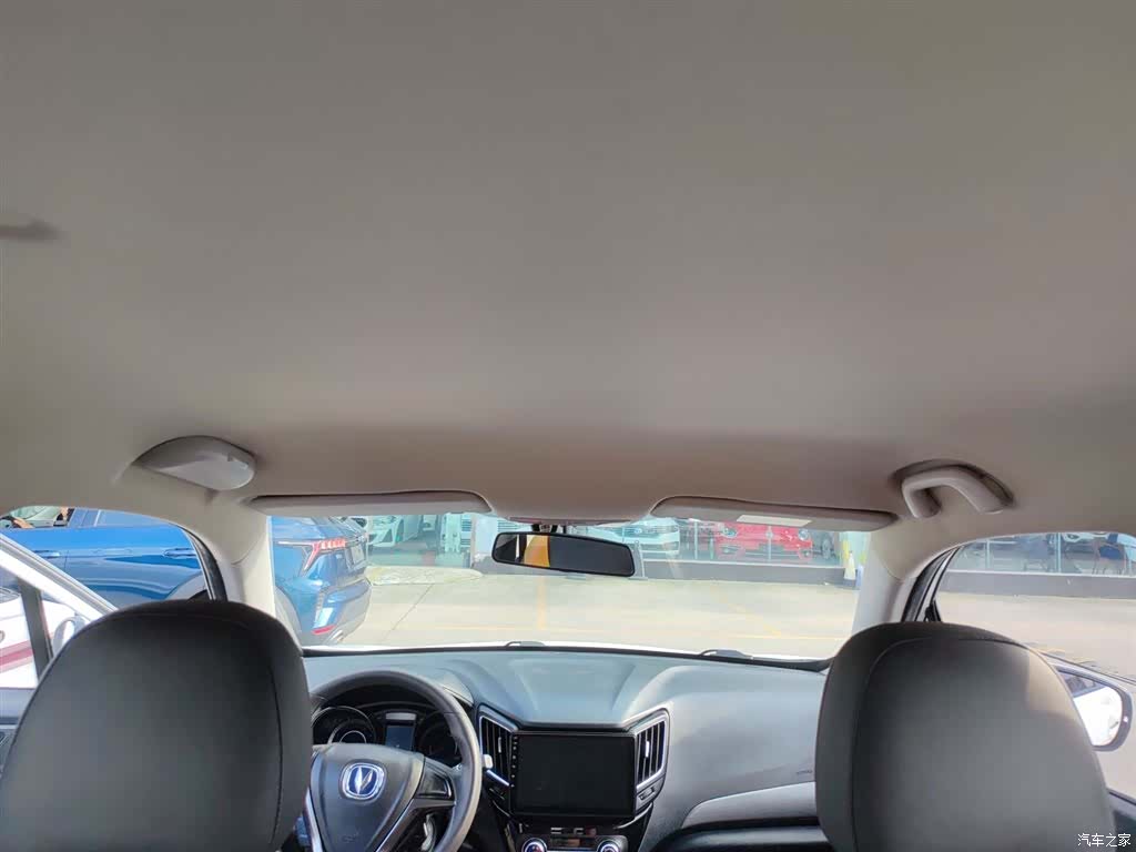 Changan CS15, 2017 14