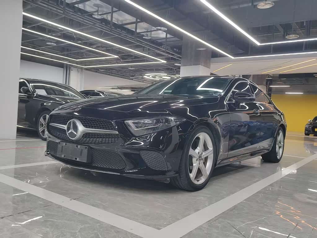 Mercedes-Benz CLS