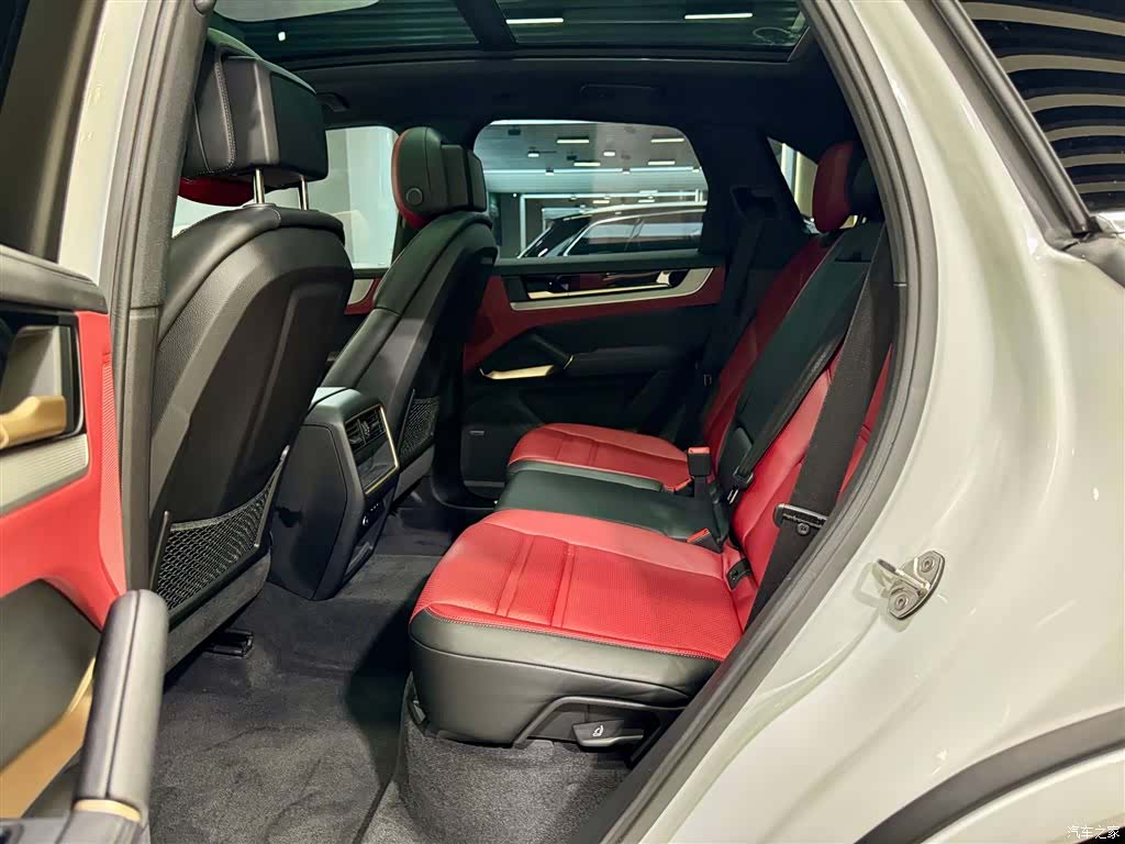 Porsche Cayenne, 2024 19
