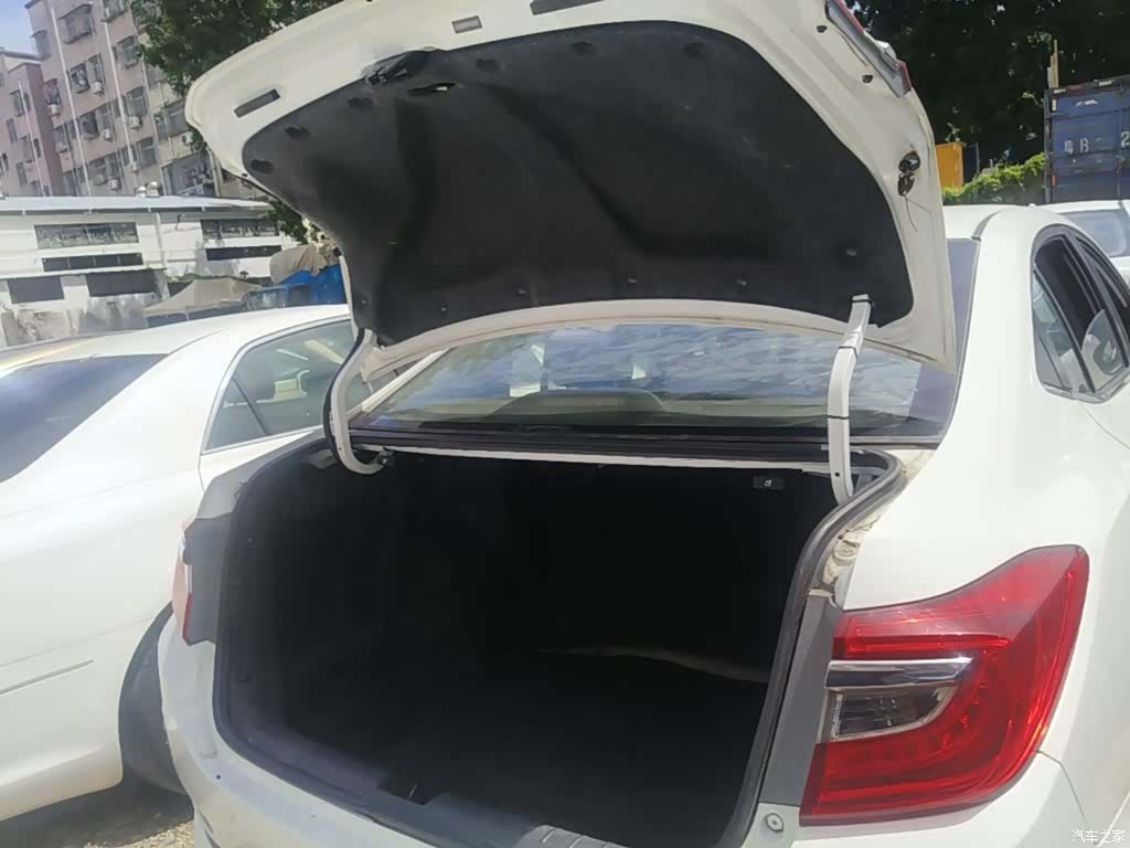 Honda Crider, 2015 19
