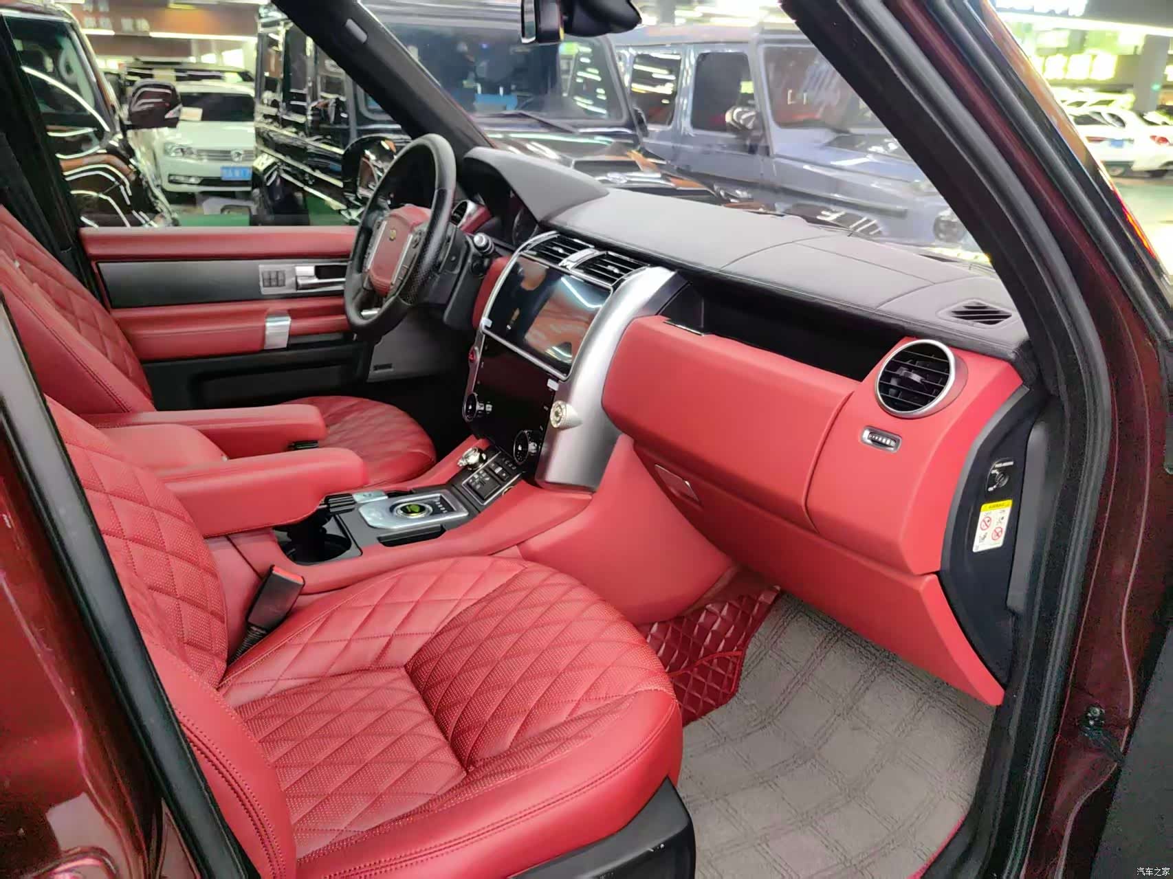 Land Rover Discovery, 2015 все фото