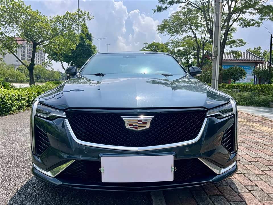 Cadillac CT4