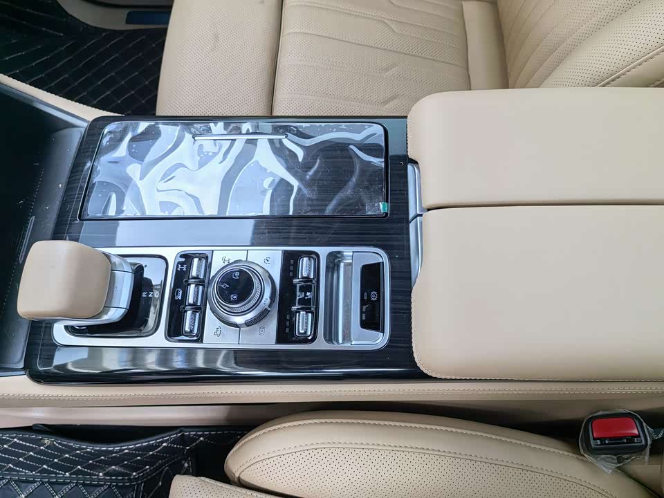 Beijing BJ60 Thunder