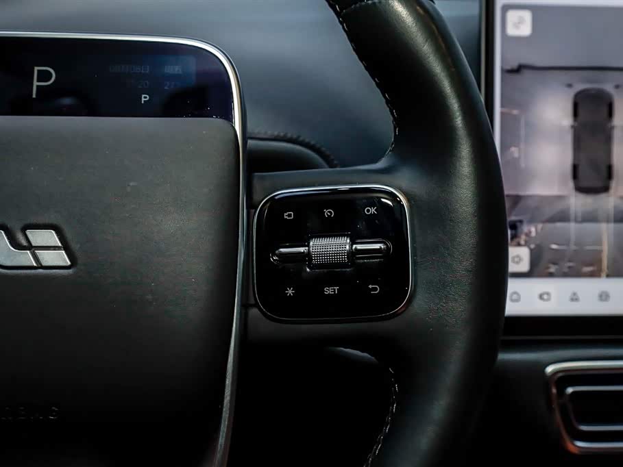 Li Auto Ideal L8
