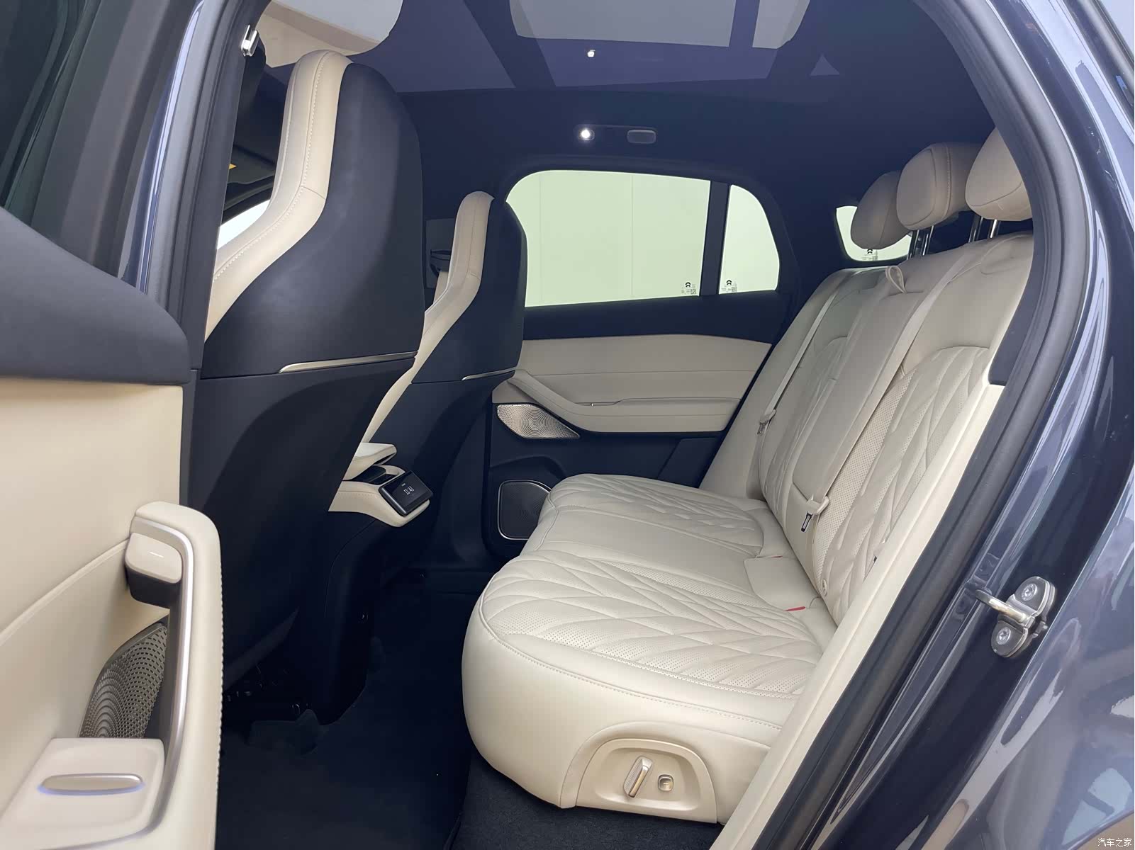 NIO EC6, 2025 15