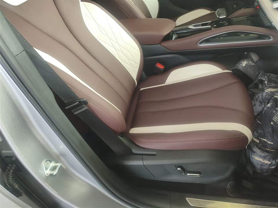 Geely Monjaro