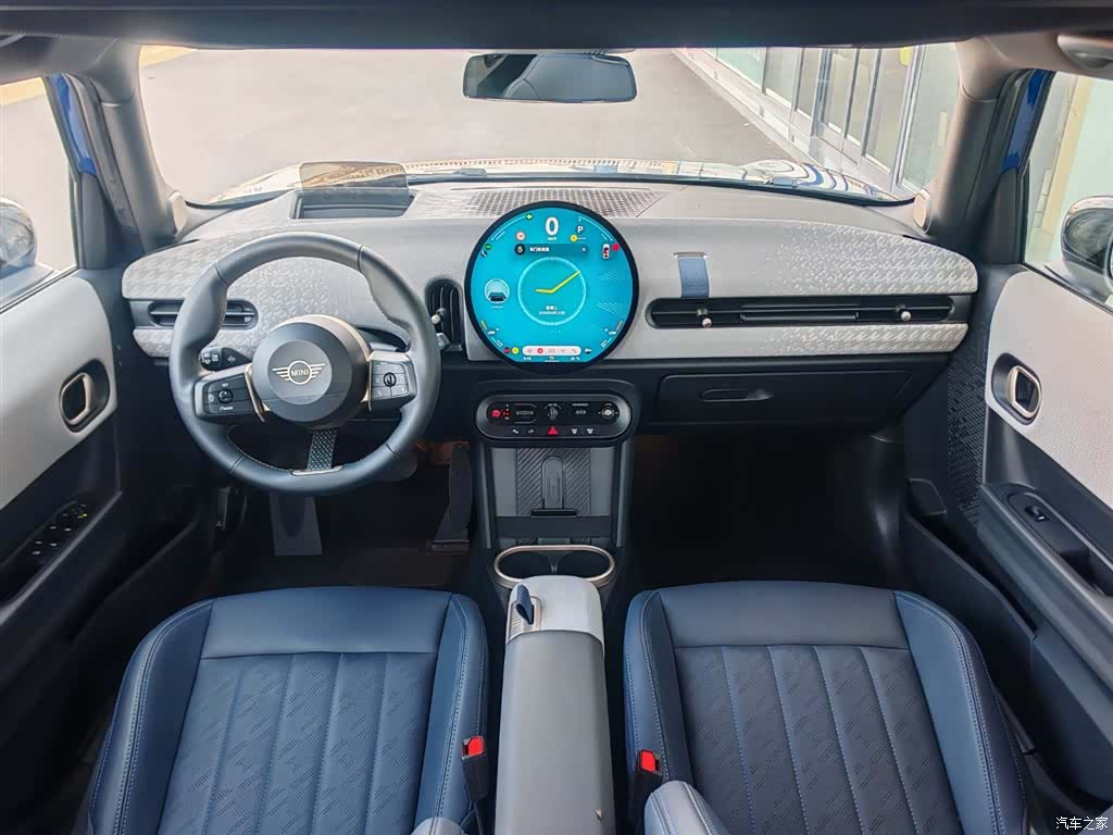 Mini Cooper, 2024 6
