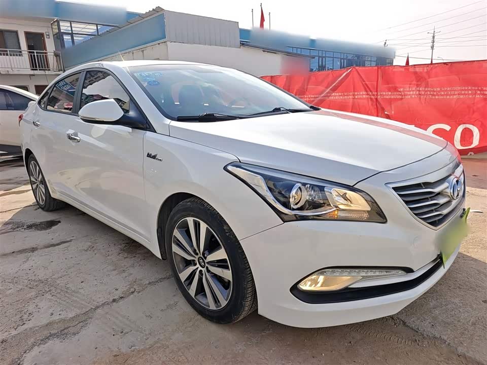 Hyundai Name picture