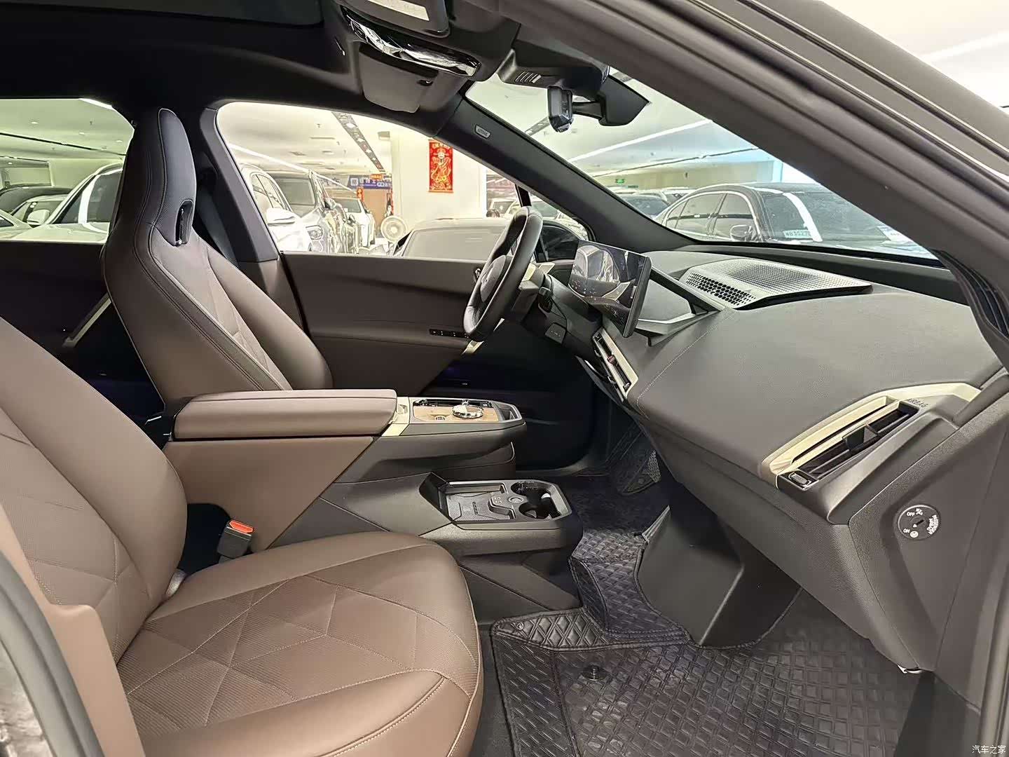 BMW iX, 2024 6