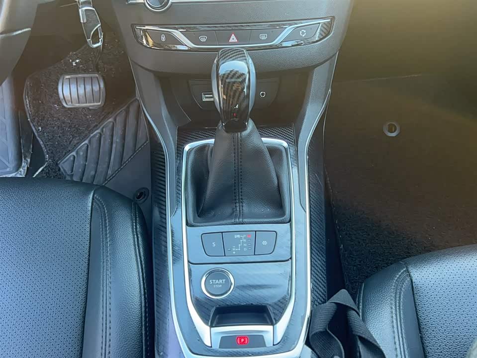 Peugeot 408 Peugeot 408