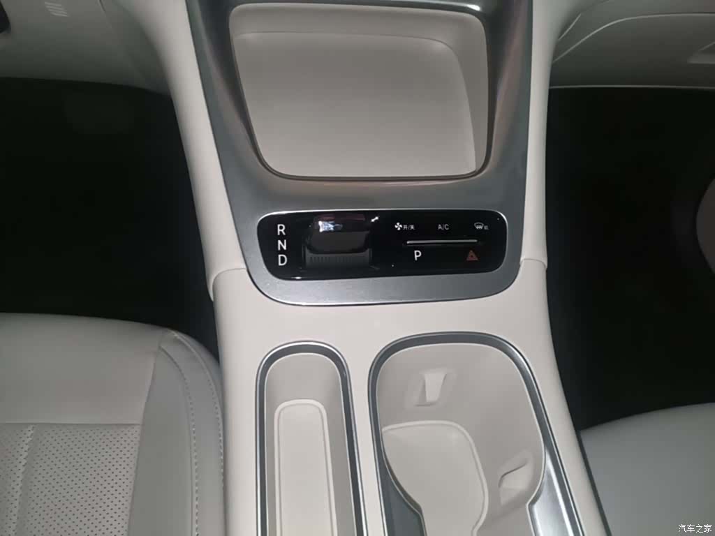 Geely Xingyuan, 2026 14