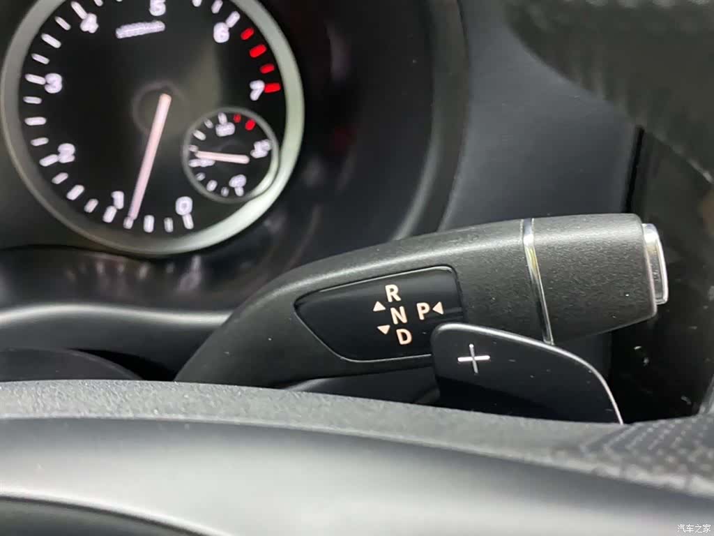 Mercedes-Benz 7, 2024 20